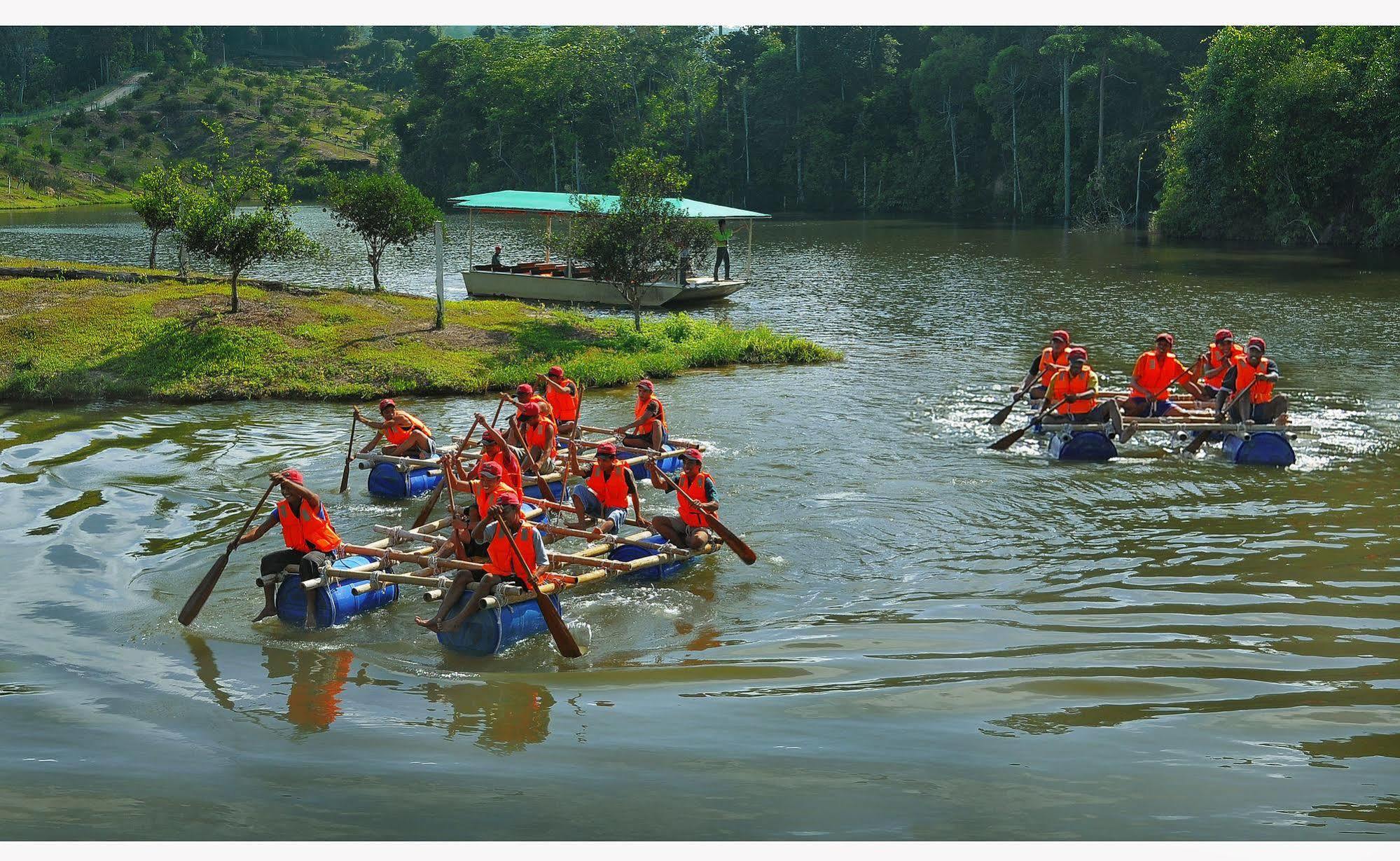 婆罗洲热带雨林度假村 米里 外观 照片